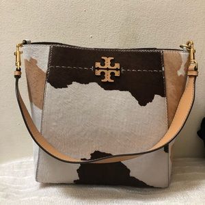 For Myhin ❤️ Tory burch Mcgraw bucket bag calf hair
